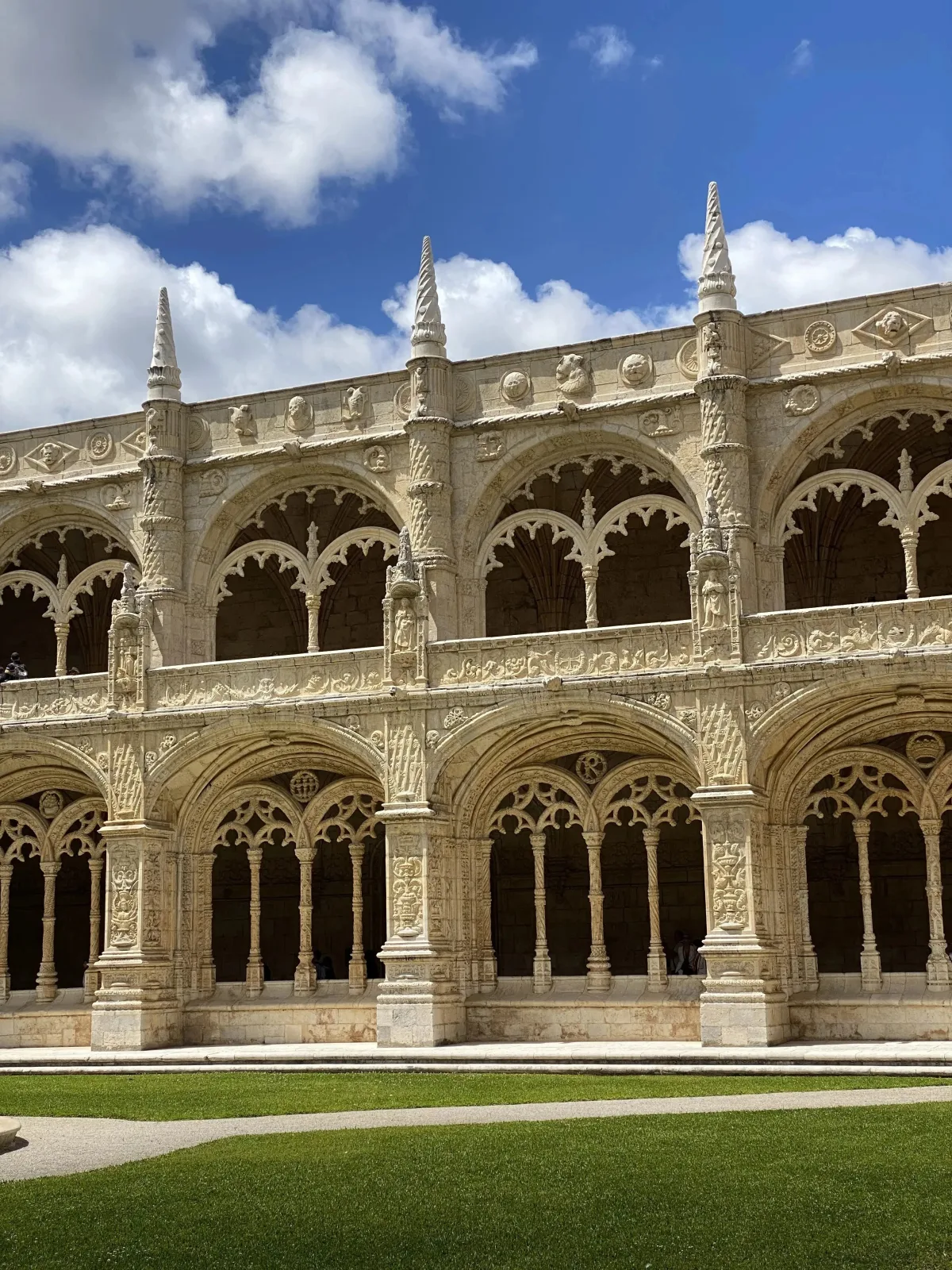 Jerónimos Monastery